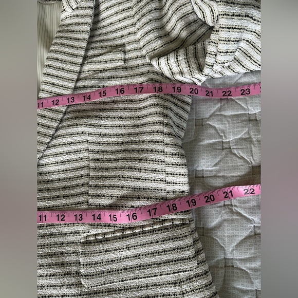 NWOT Veronica Beard Black and White Cutaway Tweed Dickey Jacket - Picture 8 of 14